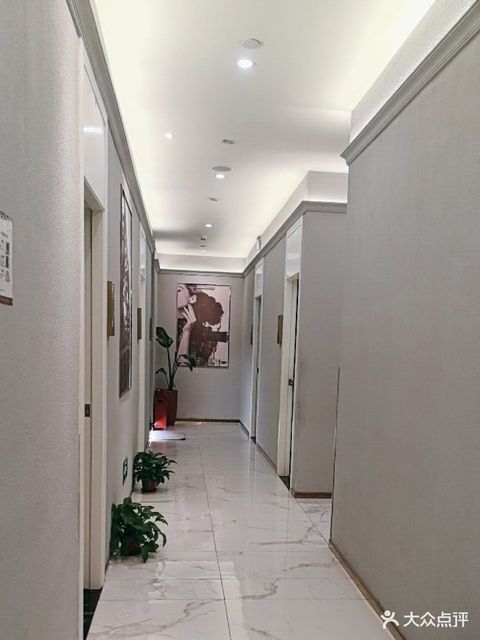 最新美容場所重塑自信光彩，自我重塑與自信綻放